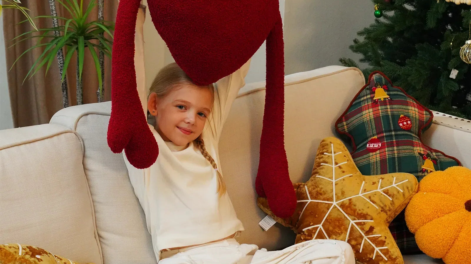 How to Elevate Your Christmas Decor with Cozy Throw Pillows
