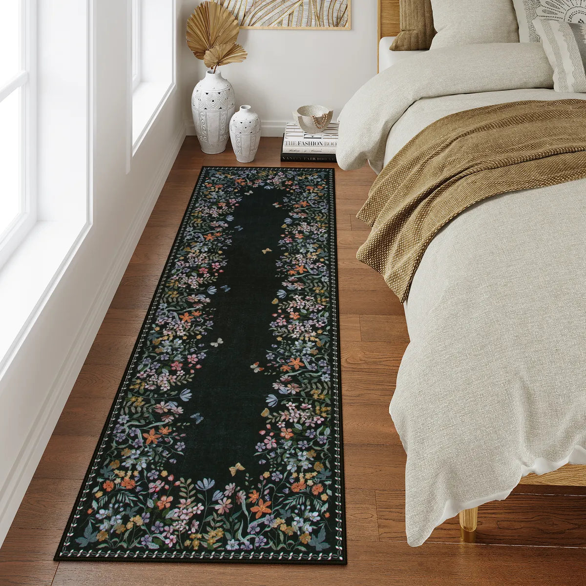 Solene Washable Modern Blooming Floral Garden Black Rug Area Rugs Lahome