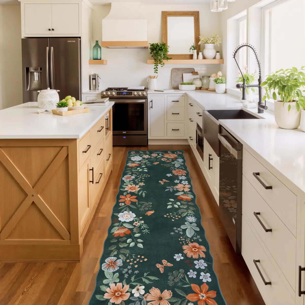 Flore Washable Boho Modern Parisian Floral Scalloped Dark Green Rug Area Rugs Lahome 2.5' x 8'