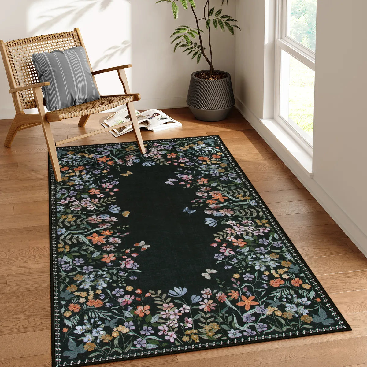Solene Washable Modern Blooming Floral Garden Black Rug Area Rugs Lahome