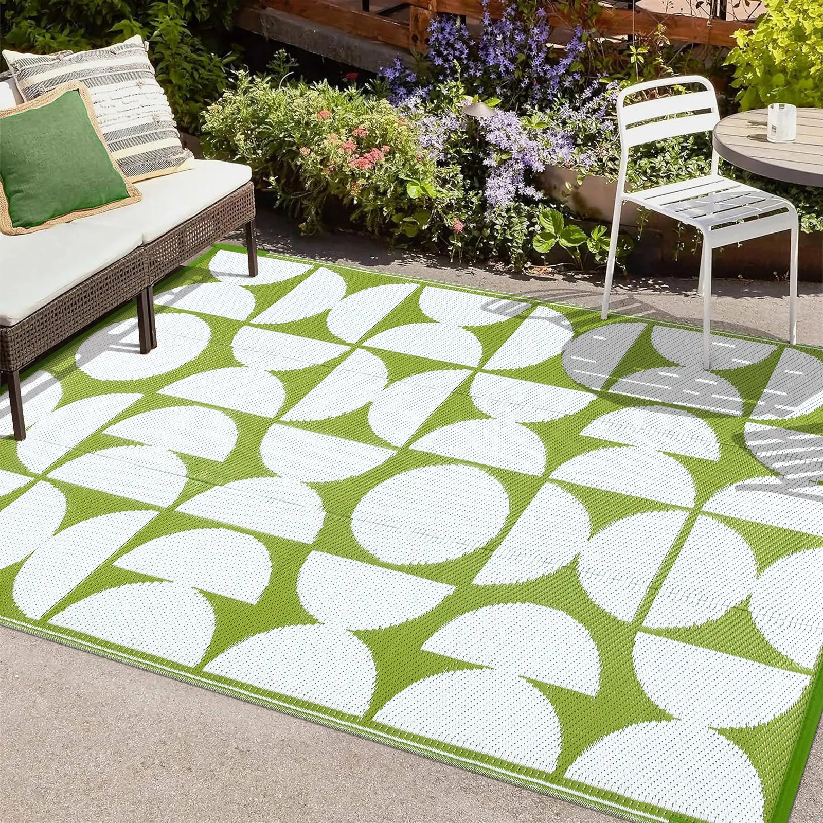 Isaline Boho Waterproof Reversible Green Indoor/Outdoor Rug Rugs Lahome