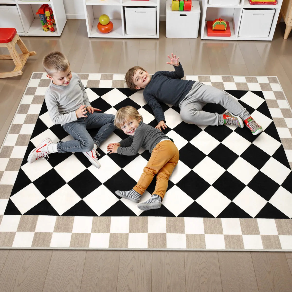 Virginie Washable Modern Checkerboard Black/White Rug Rugs Lahome