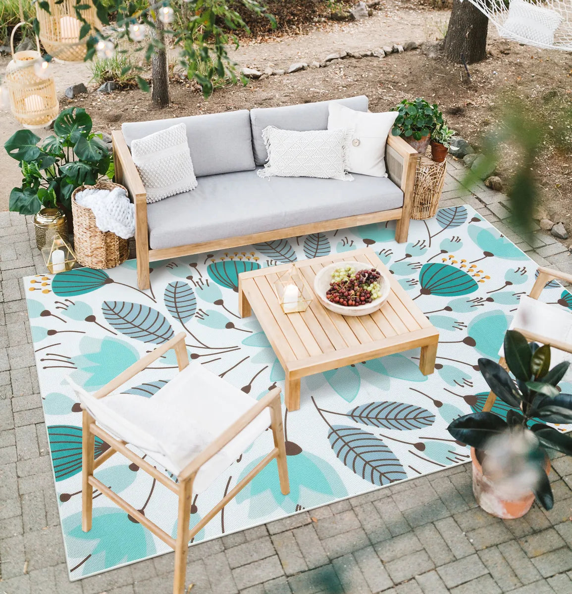 Soleil Washable Floral Blue Indoor Outdoor Rug Outdoor Rugs Lahome