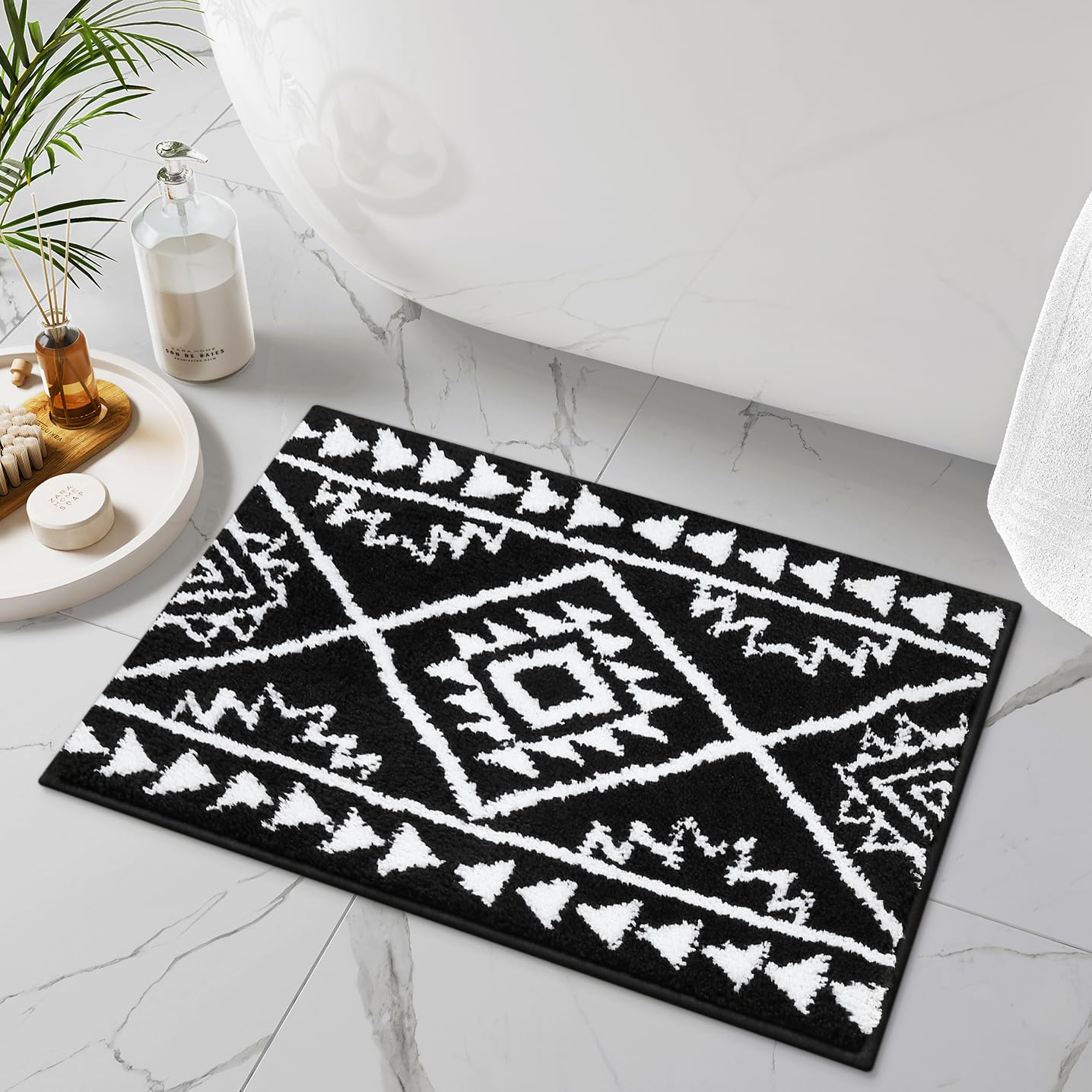 Lahomerugs Boho Bathroom Rugs Black Tribal Bath Mat Western Non-Slip Absorbent Bath Rug Bath mats Plush Soft Farmhouse Geometric Bathroom Floor Mat for Shower Toilet Tub, 18x26 inch Lahomerugs Lahome 18x26 inch Black