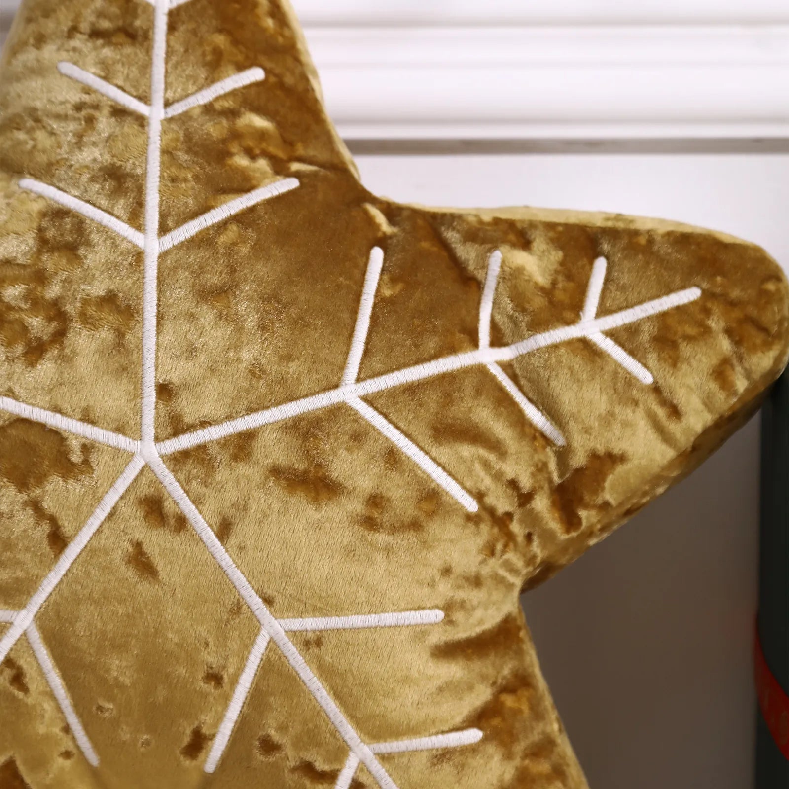 Apogee Christmas Star Shape Plush Pillow Pillow Lahome