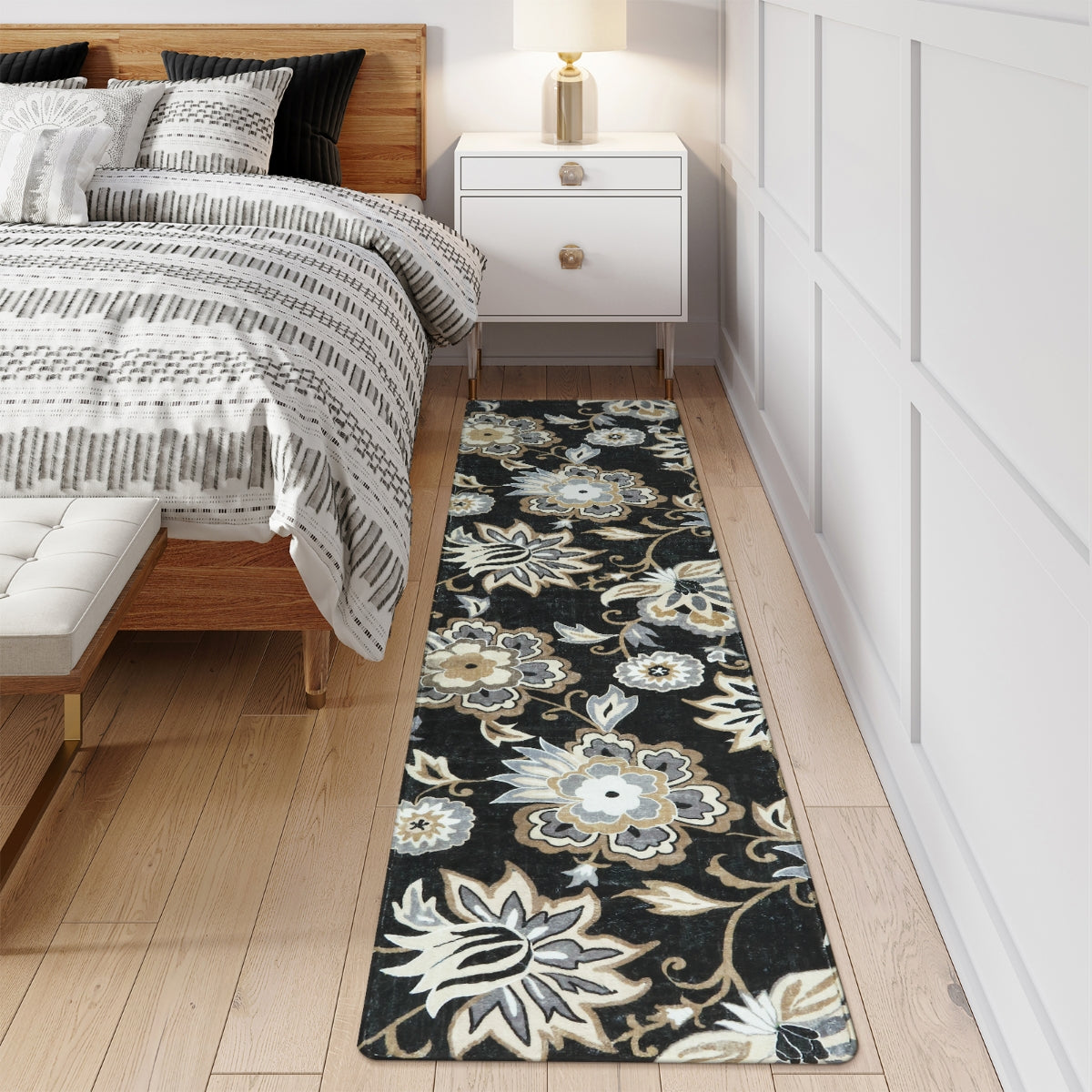 Cloris Washable Paisley Modern Bright Floral Black/White Runner Rug Area Rugs Lahome