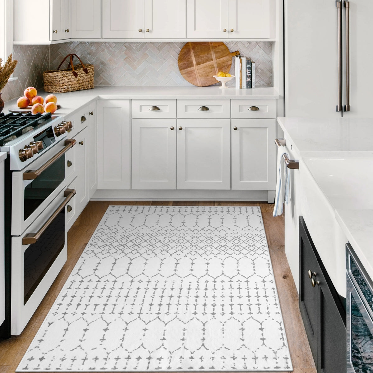 Hana Moroccan Geometric Grey Area Rug