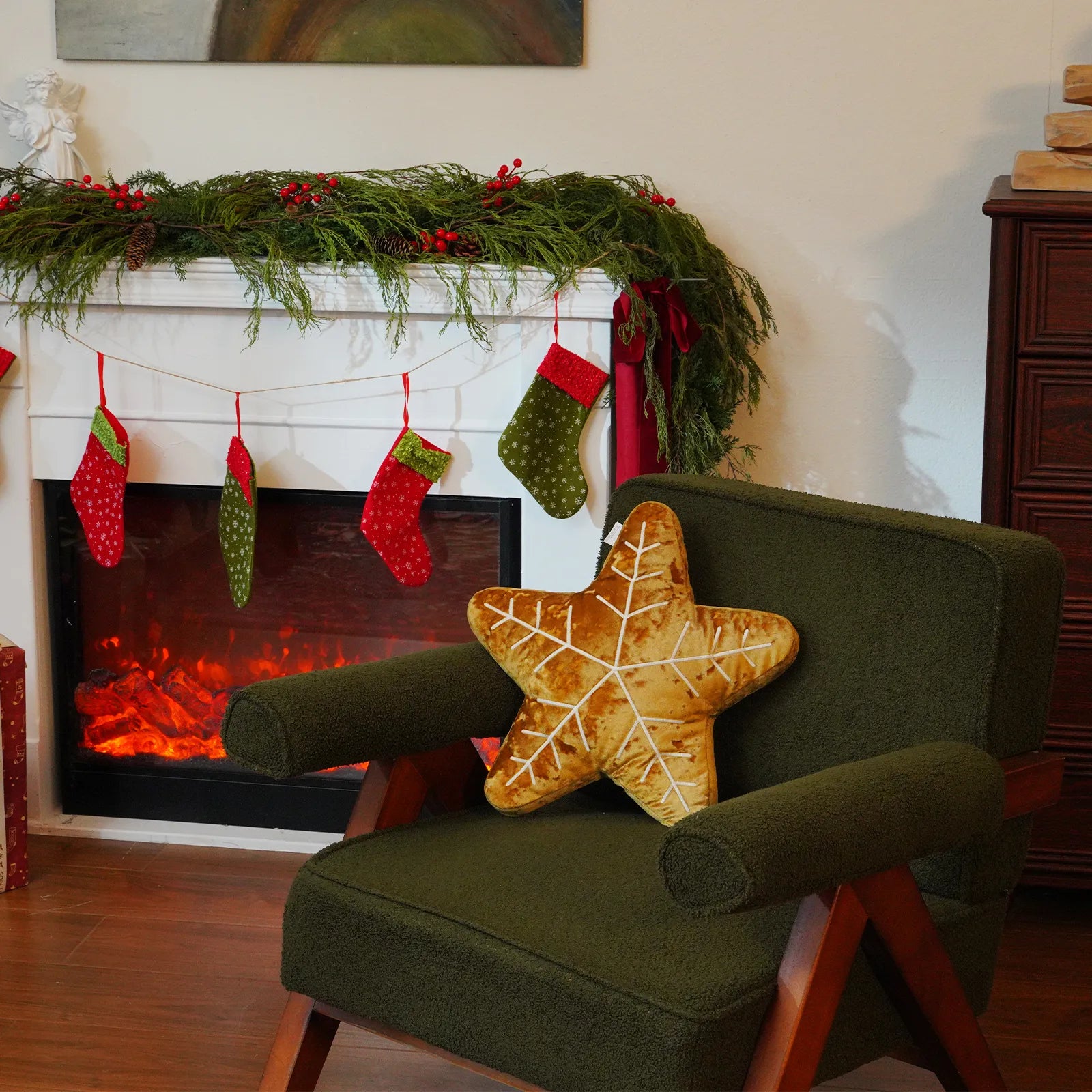 Apogee Christmas Star Shape Plush Pillow Pillow Lahome