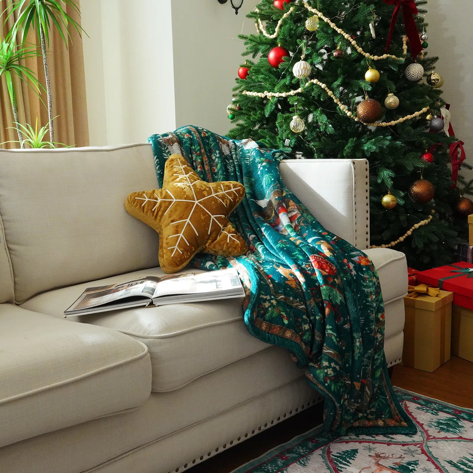 Apogee Christmas Star Shape Plush Pillow Pillow Lahome