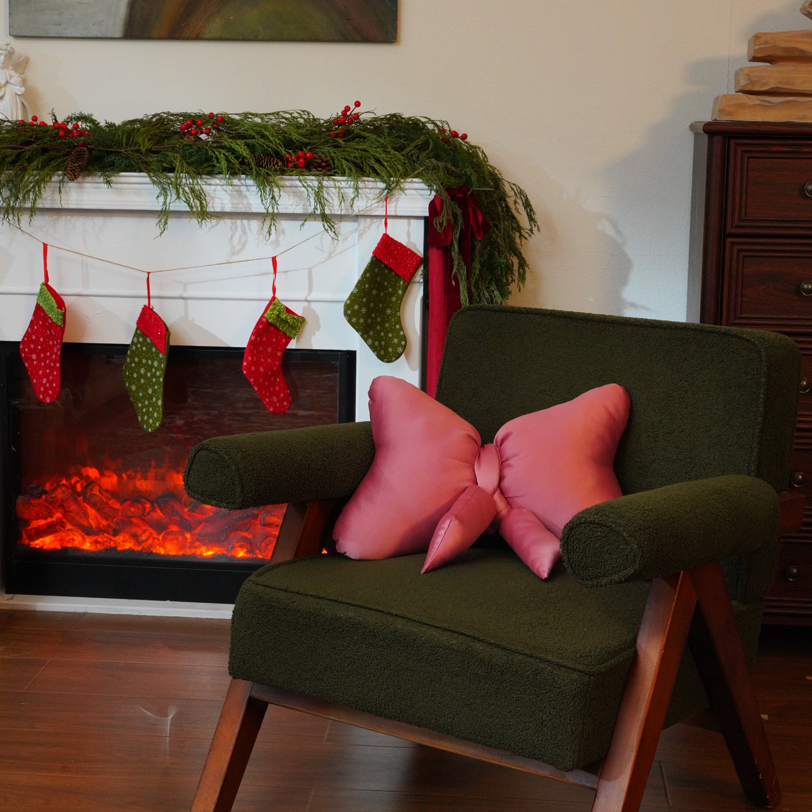 Jacques Christmas Elegant Bow Pink Pillow Pillow Lahome