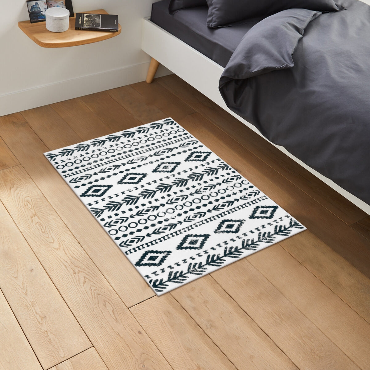 Varena Washable Modern Rustic Farmhouse Moroccan Tribal White/Black Rug Area Rugs Lahome