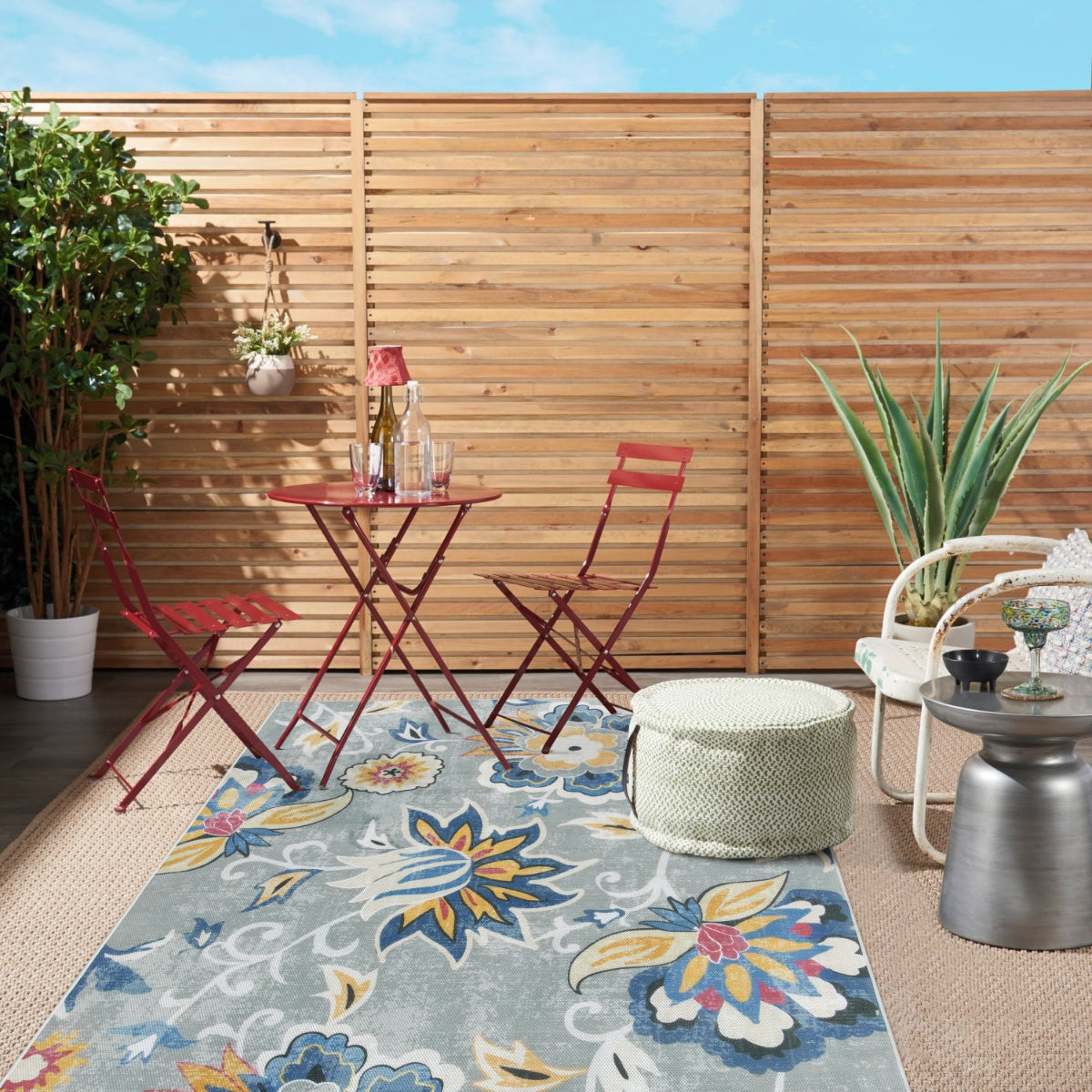 Soleil Washable Floral Blue/Grey Indoor Outdoor Rug Outdoor Rugs Lahome