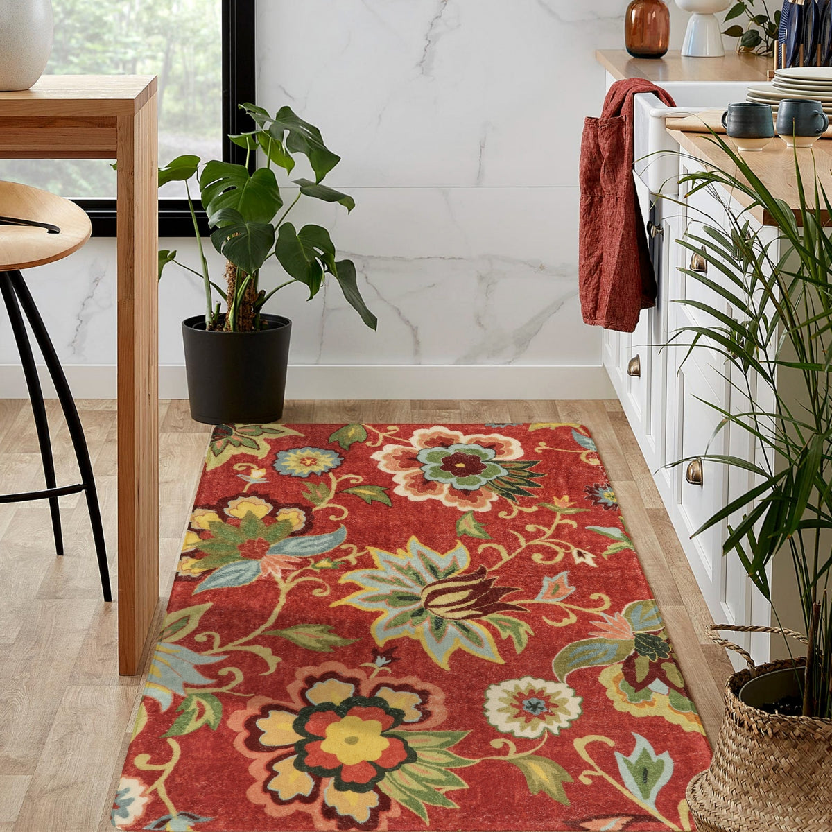 Cloris Paisley Modern Vintage Floral Red/Multi Area Rug