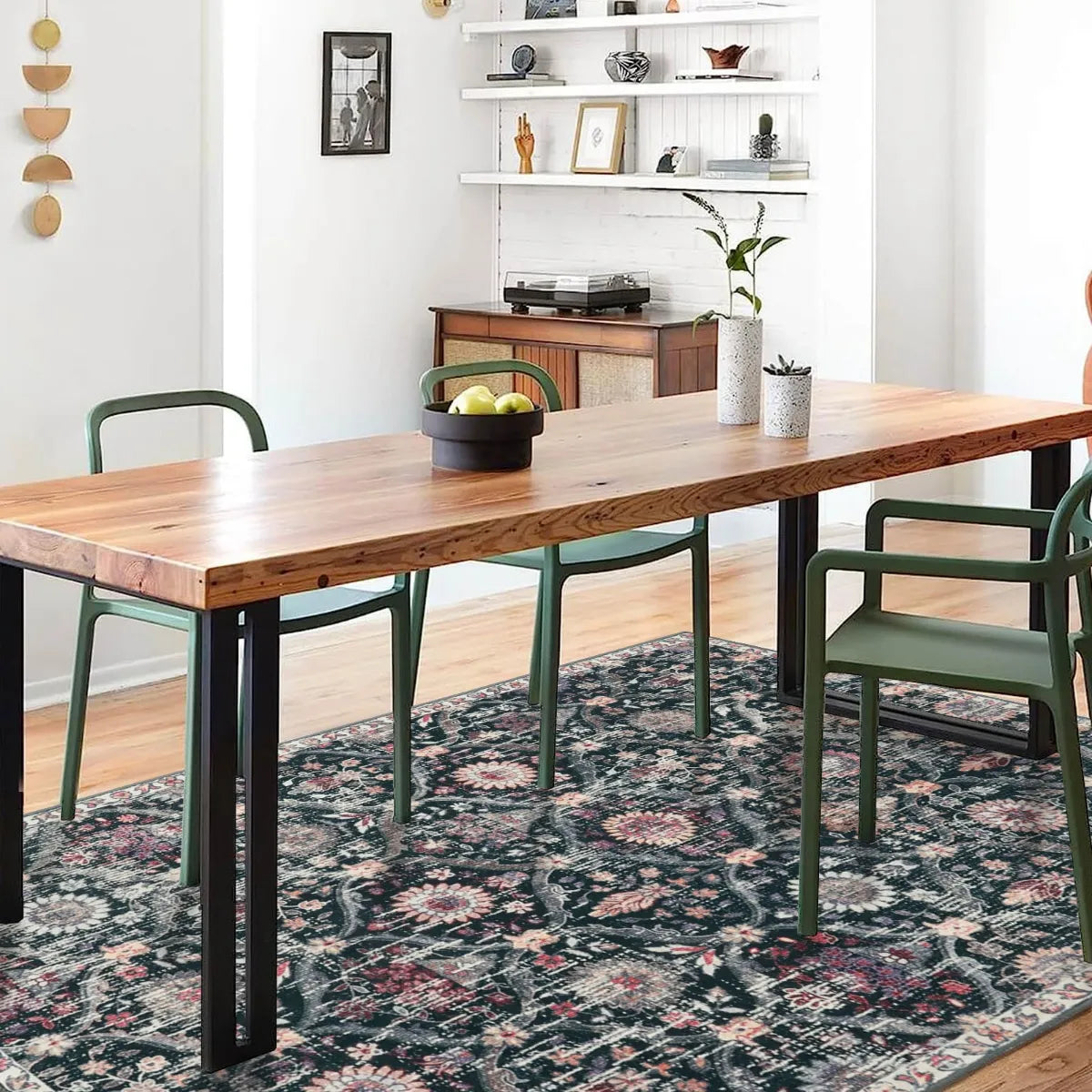 Elise Ultra-thin Transitional Vintage Floral Moroccan Trellis Black Rug