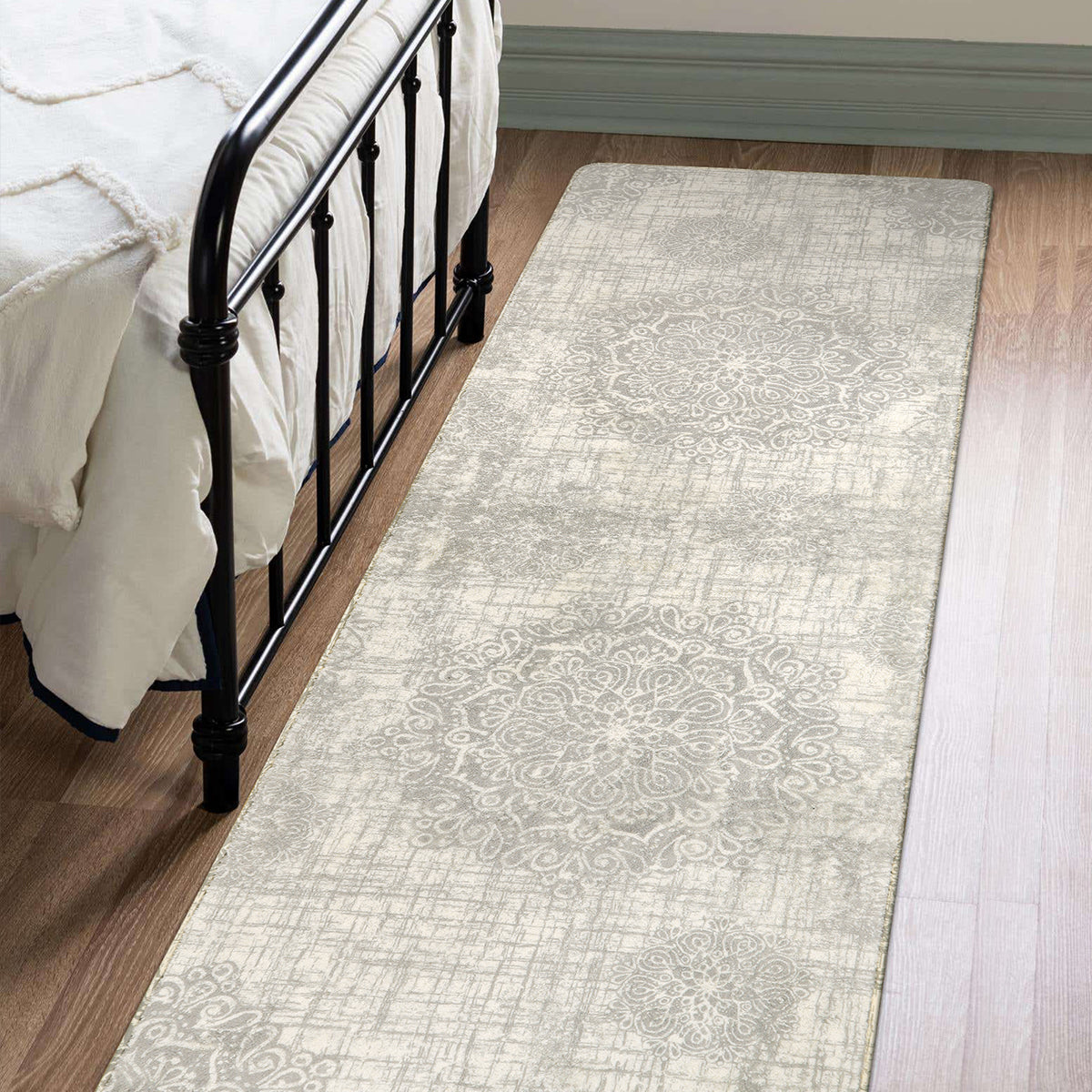 Oriane Washable Vintage Medallion Rug Area Rugs Lahome