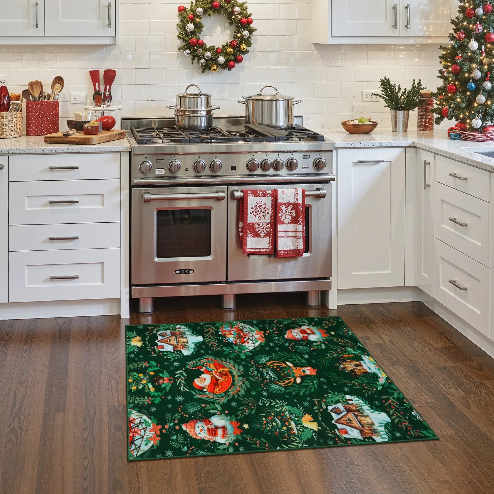Laure Christmas Washable Garland Santa Sleigh Green Rug Runner Rugs Lahome