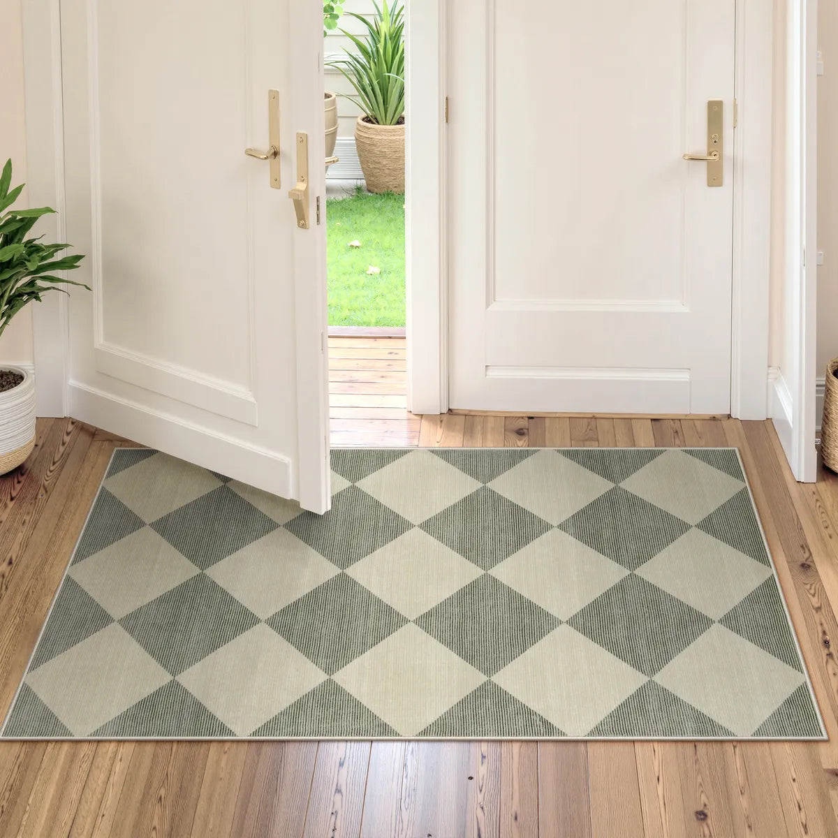 Varell Washable Modern Geometric Checkered Green Runner Rug Rugs Lahome 2' x 3'