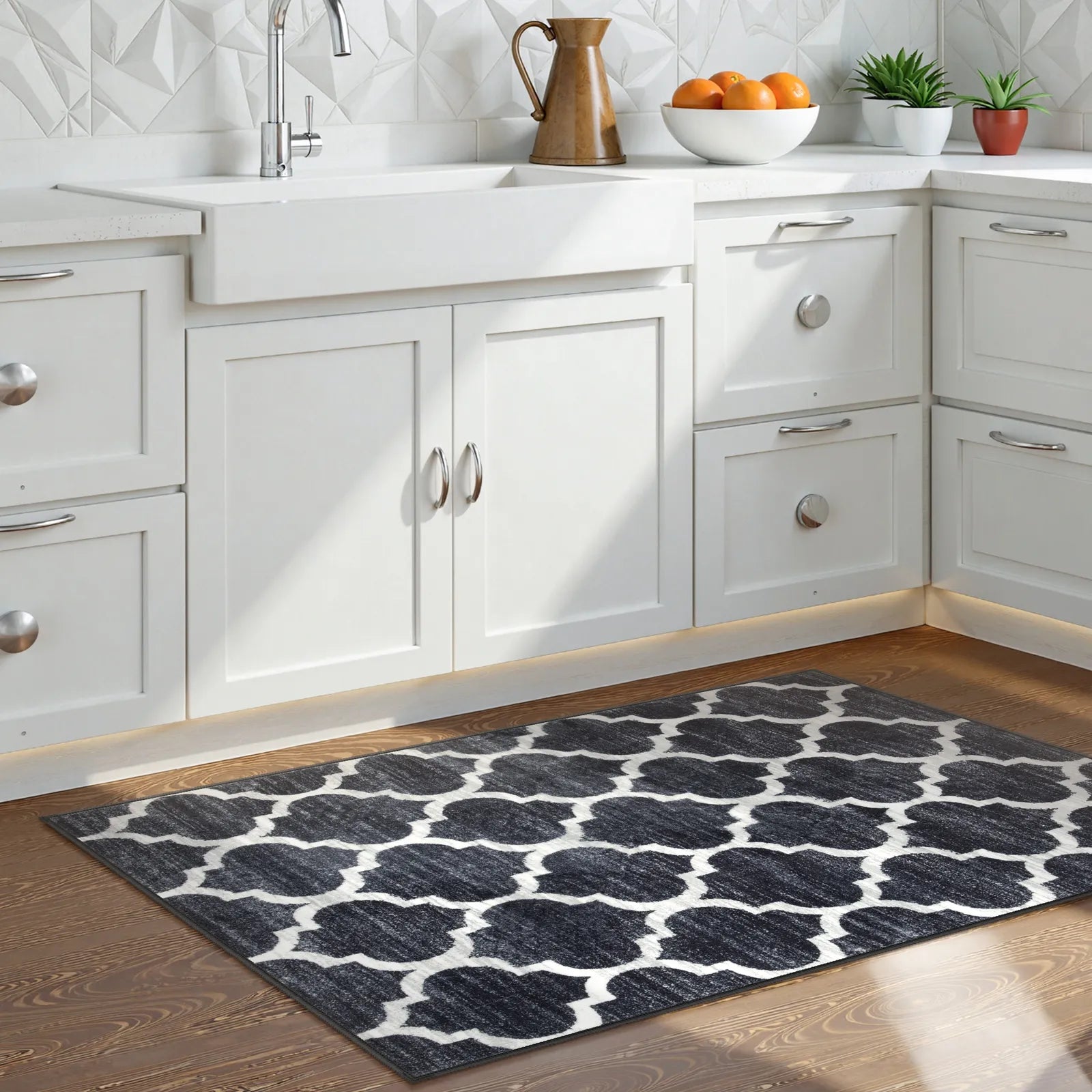 Meline Washable Classic Moroccan Trellis Black Rug Area Rugs Lahome 2' x 4'