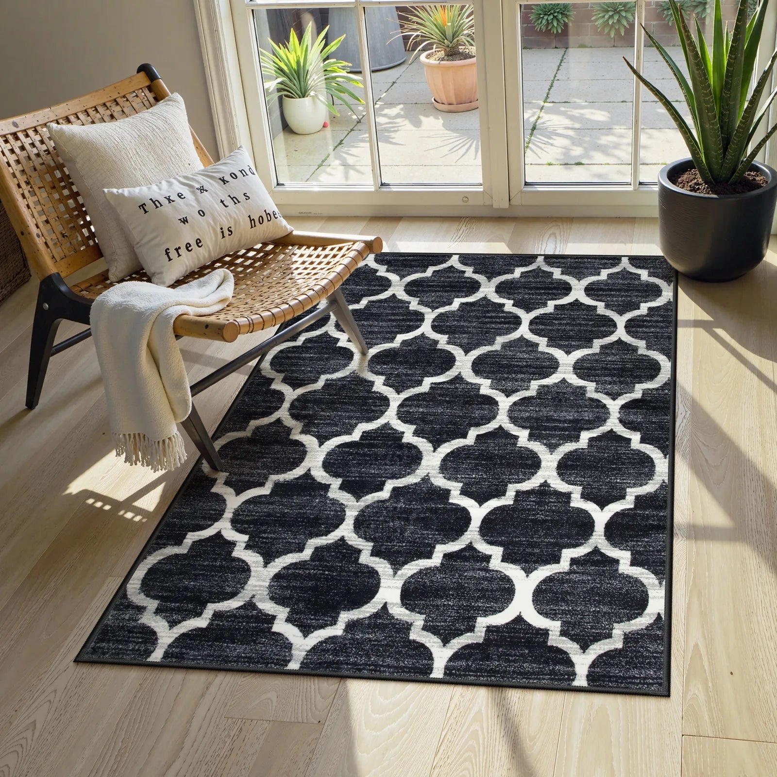 Meline Washable Classic Moroccan Trellis Black Rug Area Rugs Lahome 4' x 6'