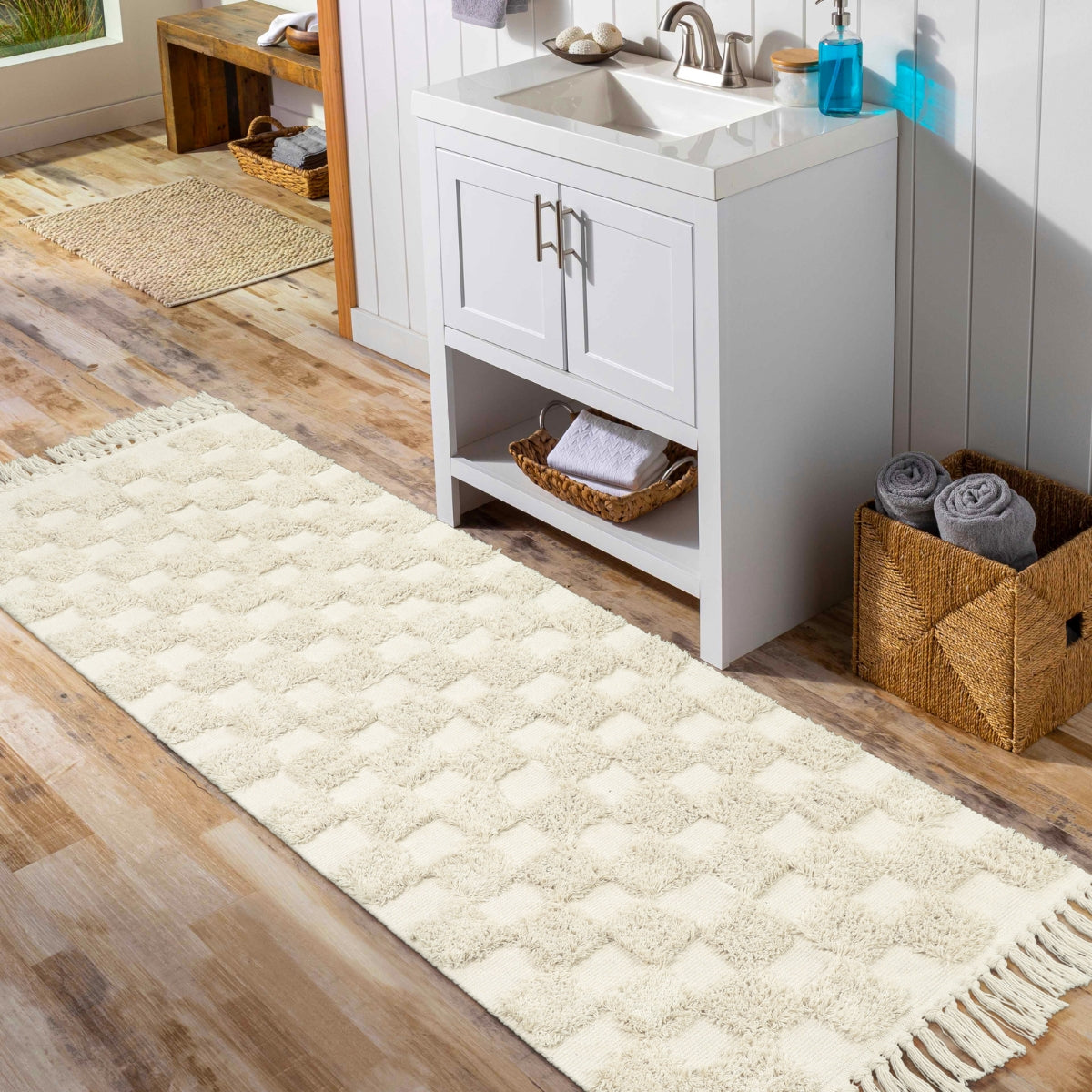 Lahome Checkered Boho Runners for Hallways, 2x6 Laundry Room Rug Runner  Washable Runner Rug with Tassels, Farmhouse Bathroom Rug Beige Cotton Area  Rug