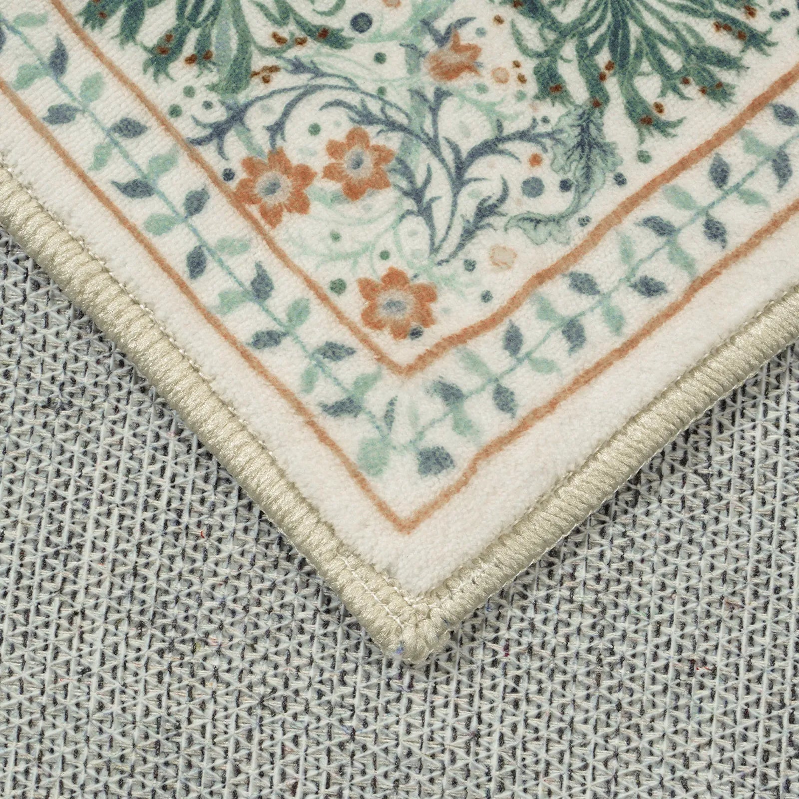 Arbore Washable Boho Vintage Floral Light Green Rug Area Rugs Lahome