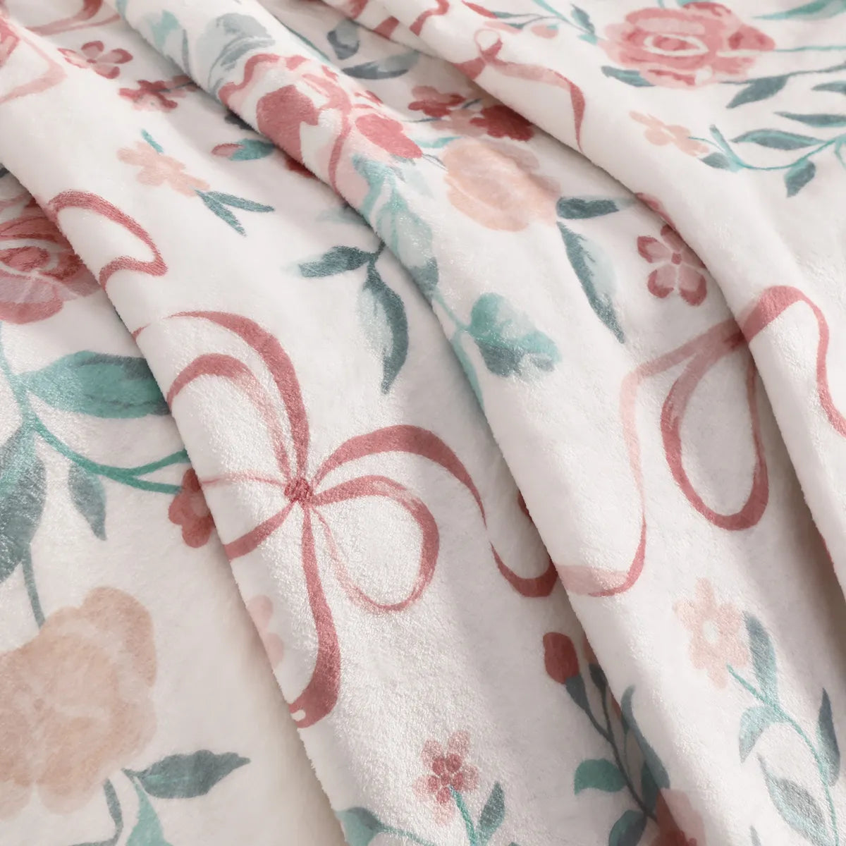 Soline Washable Floral Bows Pink Throw Blanket Blanket Lahome