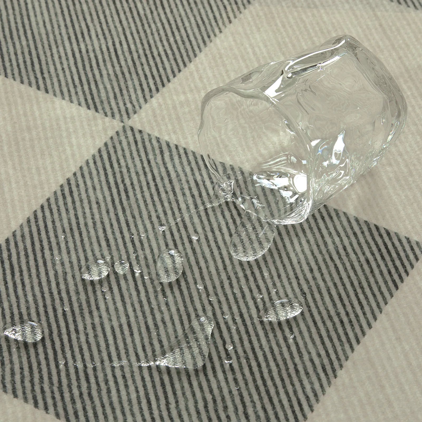 Varell Washable Modern Geometric Checkered Green Rug Rugs Lahome