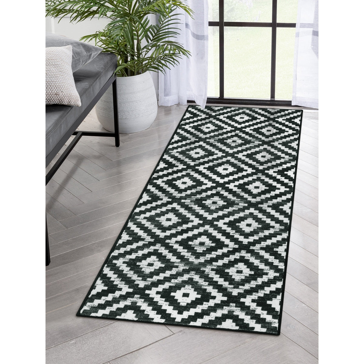 Modern Moroccan Geometric Kilim Rug