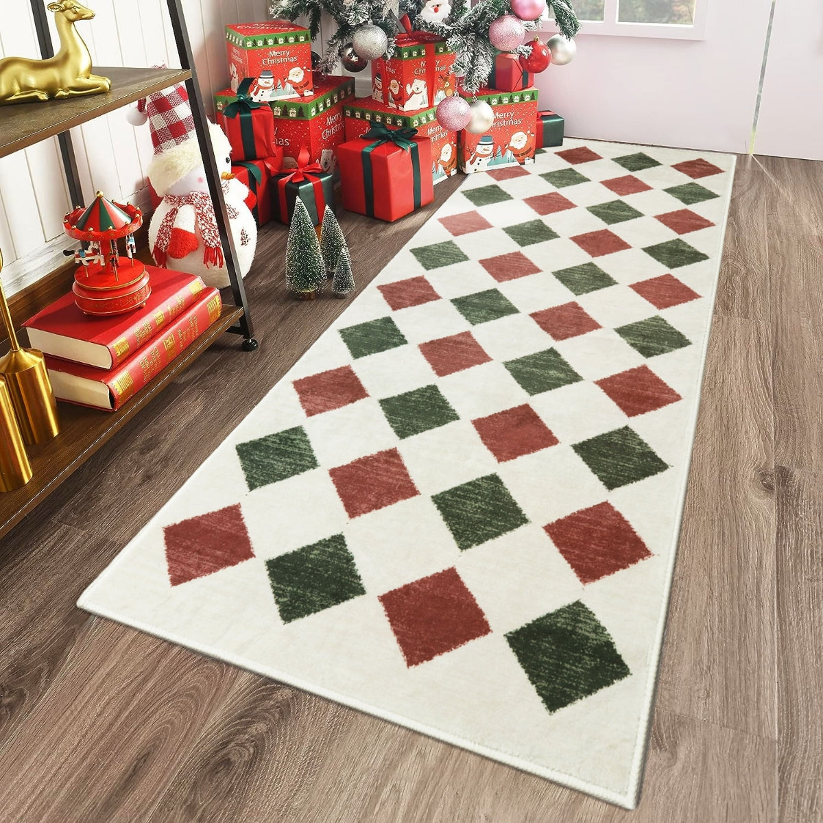 Small Soft Modern Geometric Diamond Checkered Tile Area Rug